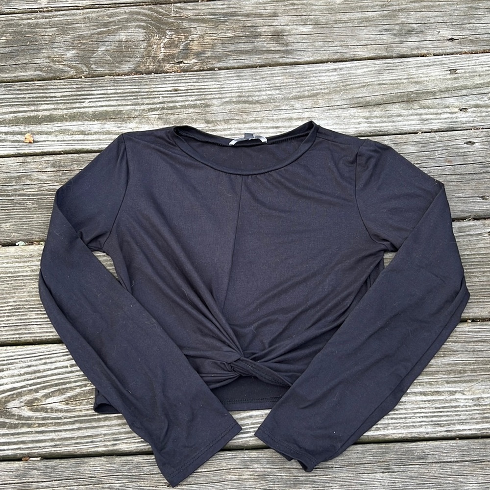 Long sleeve crop top